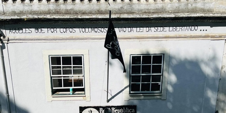 Rádio Regional do Centro: Regulamento de apoio às Repúblicas de Coimbra está em consulta pública