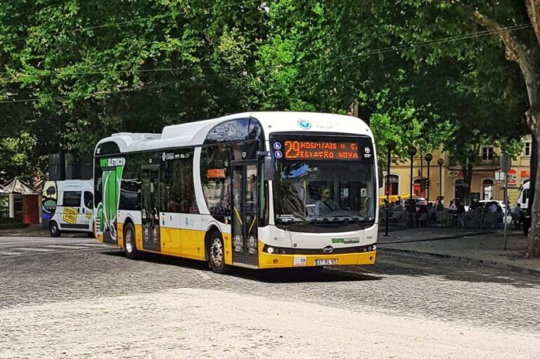 Rádio Regional do Centro: Transportes Urbanos de Coimbra compram quatro autocarros usados por 630 mil euros