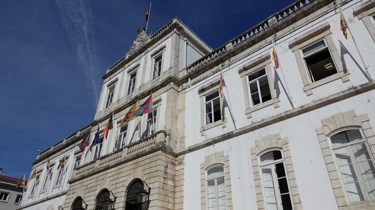 Rádio Regional do Centro: Câmara de Coimbra vai criar “via rápida” para o investimento no concelho