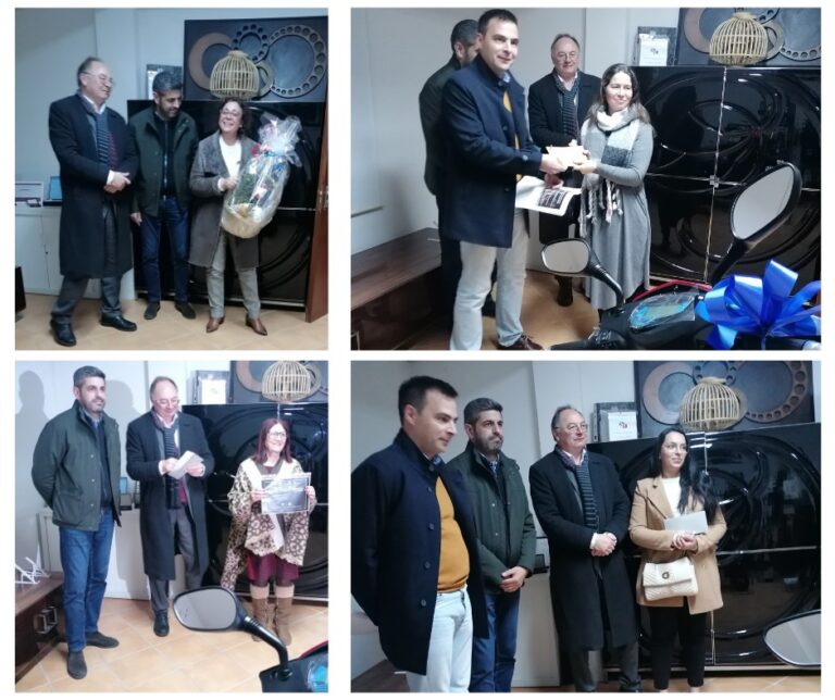 Rádio Regional do Centro: AEC procedeu à entrega de prémios referentes à Tômbola e ao Concurso de Montras de Natal Rádio Regional do Centro: AEC procedeu à entrega de prémios referentes à Tômbola e ao Concurso de Montras de Natal