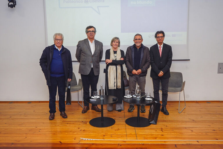 Rádio Regional do Centro: Politécnico de Coimbra promove tertúlia sobre o papel da Cultura Portuguesa no Mundo Rádio Regional do Centro: Politécnico de Coimbra promove tertúlia sobre o papel da Cultura Portuguesa no Mundo