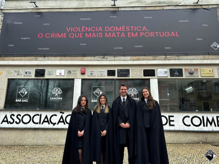 Rádio Regional do Centro: Associação Académica de Coimbra tem agora uma Unidade de Apoio à Vítima Rádio Regional do Centro: Associação Académica de Coimbra tem agora uma Unidade de Apoio à Vítima
