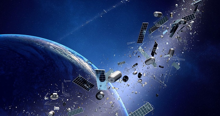 Rádio Regional do Centro: Empresa de Coimbra protege 300 satélites de colisões com lixo espacial Rádio Regional do Centro: Empresa de Coimbra protege 300 satélites de colisões com lixo espacial