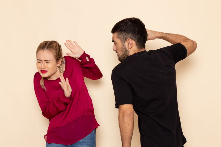 Rádio Regional do Centro: Crimes de violência no namoro dispararam em 2023 Rádio Regional do Centro: Crimes de violência no namoro dispararam em 2023