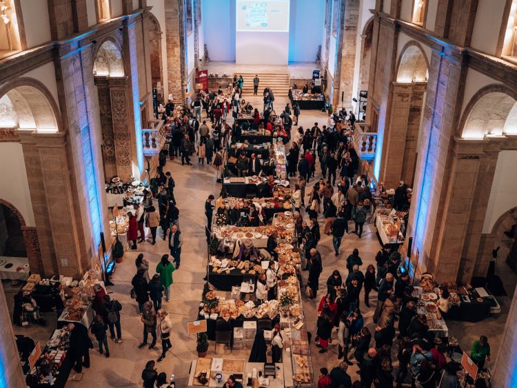 Rádio Regional do Centro: Mostra de Doçaria Conventual e Contemporânea de Coimbra solidifica prestígio Rádio Regional do Centro: Mostra de Doçaria Conventual e Contemporânea de Coimbra solidifica prestígio
