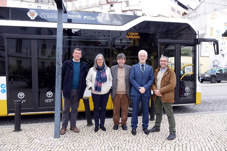 Rádio Regional do Centro: Novos 10 autocarros eléctricos dos SMTUC já estão a circular em Coimbra Rádio Regional do Centro: Novos 10 autocarros eléctricos dos SMTUC já estão a circular em Coimbra