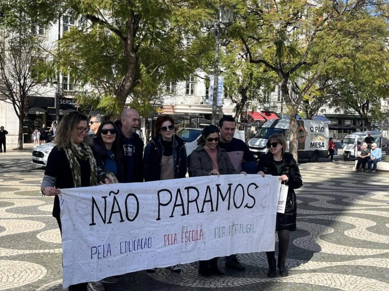 Rádio Regional do Centro: Portaria que abre vagas para 20 mil docentes publicada em Diário da República