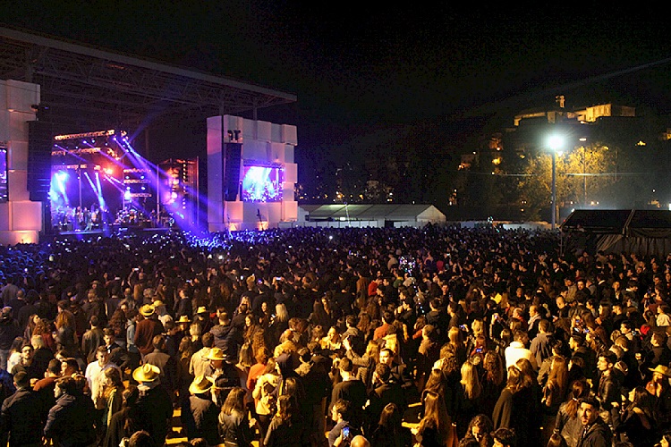 Rádio Regional do Centro: Queima das Fitas de Coimbra espera enchente após investir 600 mil euros no cartaz