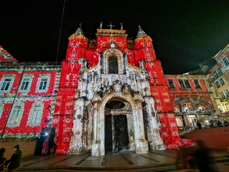 Rádio Regional do Centro: Praça 8 de Maio em Coimbra com 36 espectáculos de videomapping