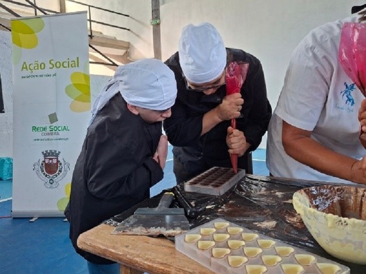 Rádio Regional do Centro: Cavalo Azul inaugura espaço de fabrico de chocolates