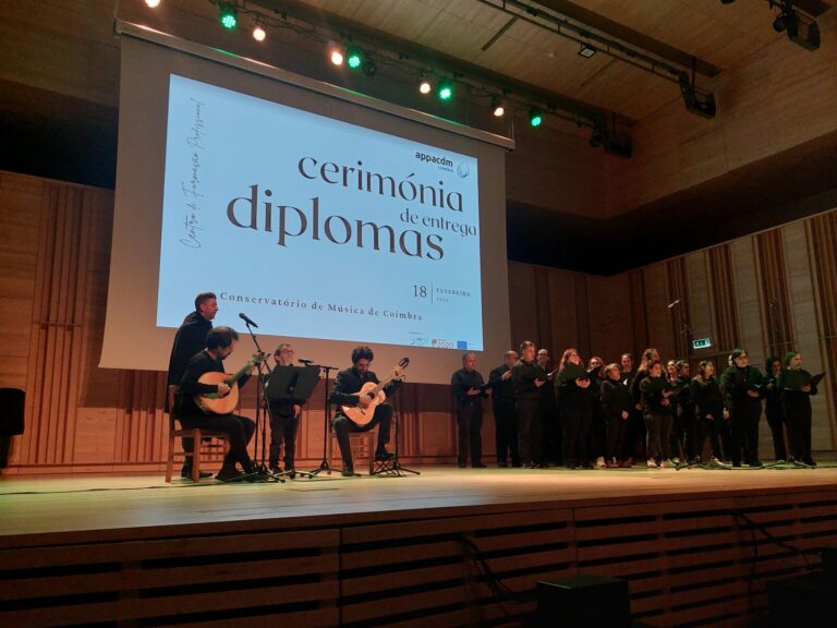 Rádio Regional do Centro: APPACDM Coimbra entregou 73 diplomas de formação profissional
