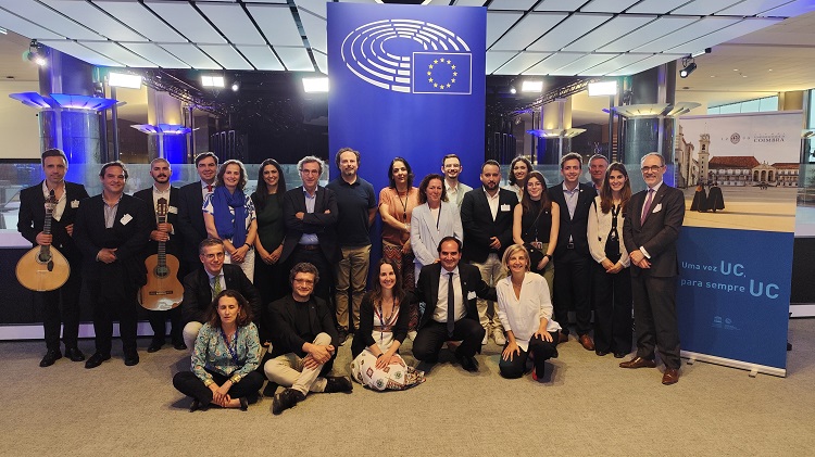Rádio Regional do Centro: Associação Alumni da Universidade de Coimbra na Bélgica celebra dois anos