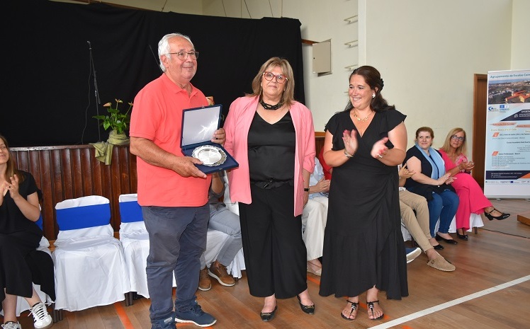 Rádio Regional do Centro: Agrupamento de Escolas Coimbra Oeste tem nova directora