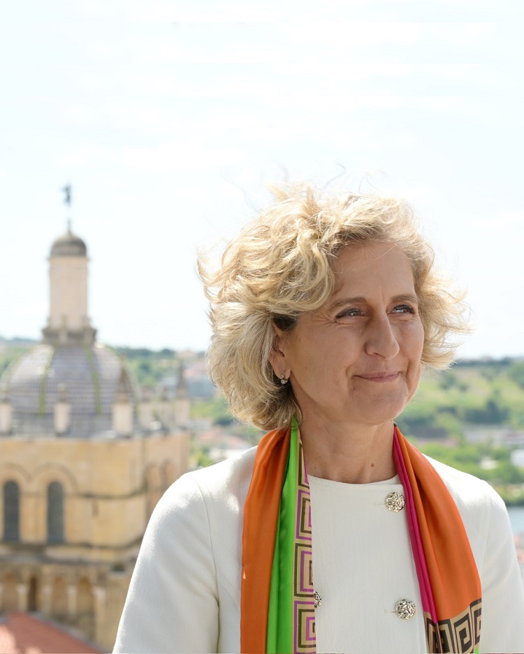 Rádio Regional do Centro: Ana Abrunhosa defende empresa municipal para transportes urbanos de Coimbra
