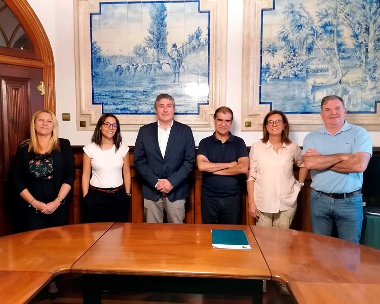 Rádio Regional do Centro: Instituto Superior Miguel Torga e ITAP reforçam cooperação, educação e qualificação Rádio Regional do Centro: Instituto Superior Miguel Torga e ITAP reforçam cooperação, educação e qualificação