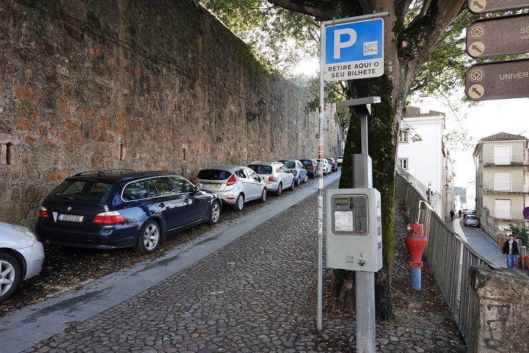 Rádio Regional do Centro: Novas aplicações para pagamento de parquímetros entram em testes em Coimbra Rádio Regional do Centro: Novas aplicações para pagamento de parquímetros entram em testes em Coimbra