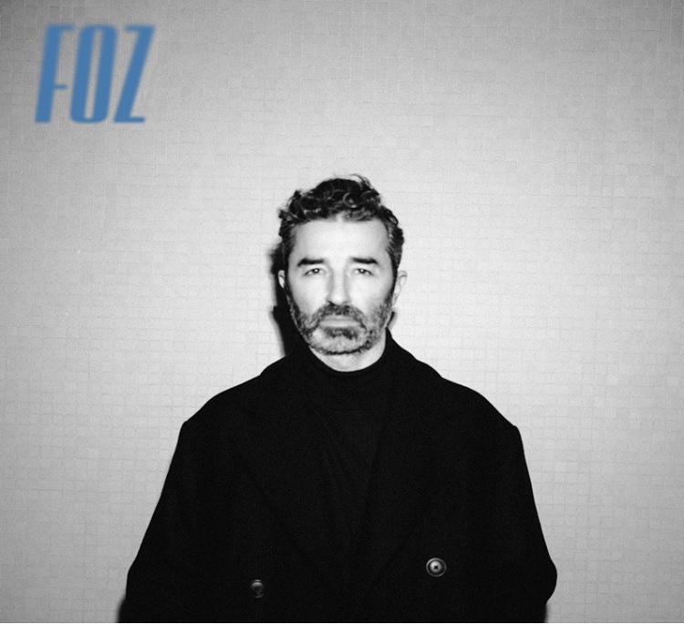 Rádio Regional do Centro: Tiago Bettencourt vai apresentar novo LP no Convento São Francisco Rádio Regional do Centro: Tiago Bettencourt vai apresentar novo LP no Convento São Francisco