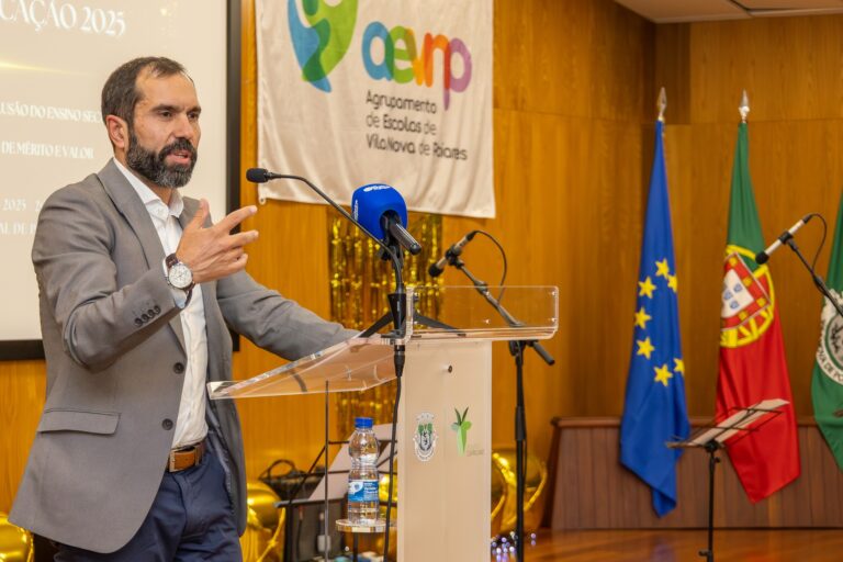 Rádio Regional do Centro: Gala da Educação 2025 distingue alunos de Vila Nova de Poiares