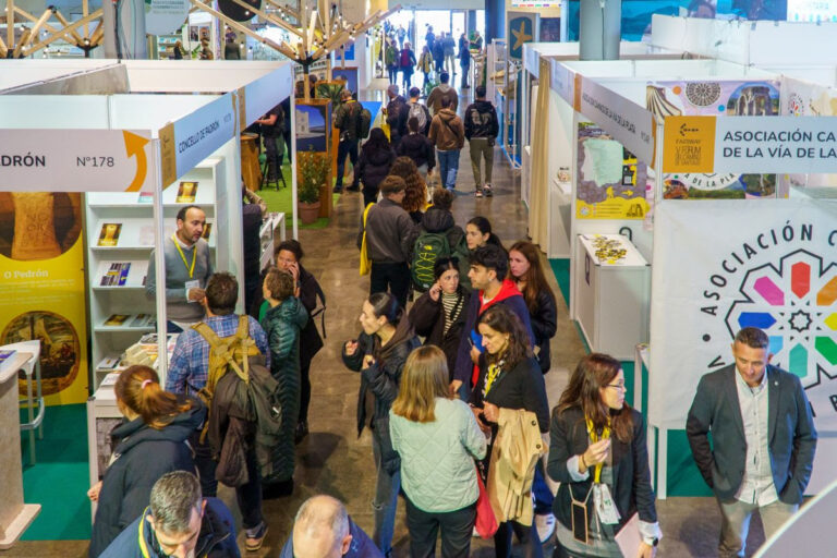 Rádio Regional do Centro: Turismo Centro de Portugal apresenta em Compostela o Roteiro dos Caminhos de Santiago