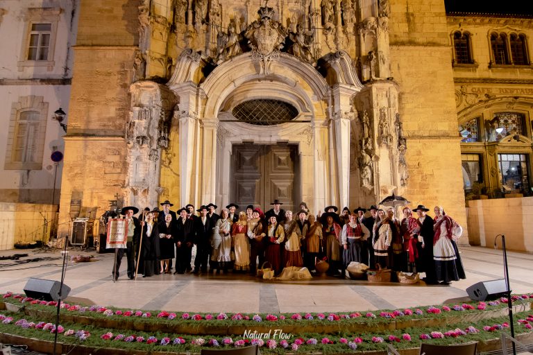 Rádio Regional do Centro: Cortejo etnográfico com cantares natalícios anima a Baixa de Coimbra