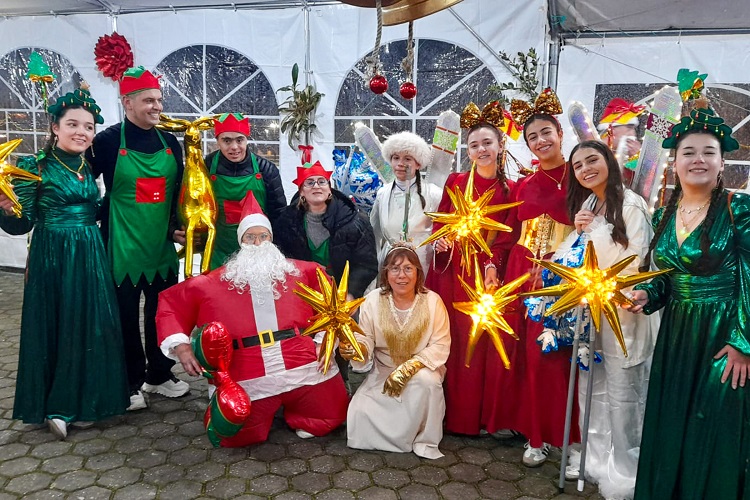 Rádio Regional do Centro: Ereira mais brilhante com a Parada de Natal “Paz e Alegria”