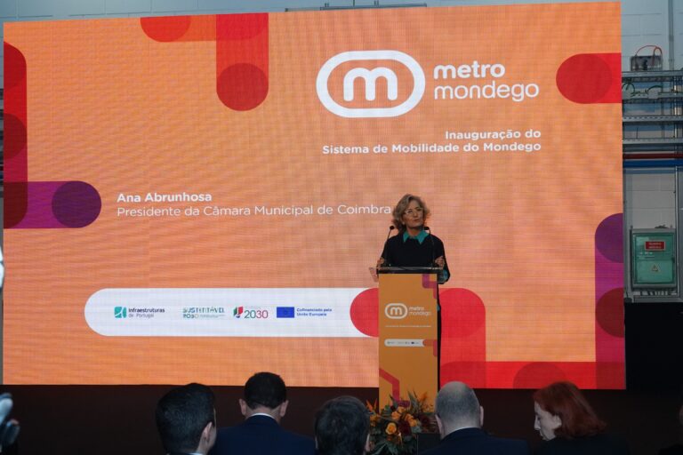 Rádio Regional do Centro: Metrobus liga Coimbra a Serpins e marca “ponto de  viragem” na mobilidade da região