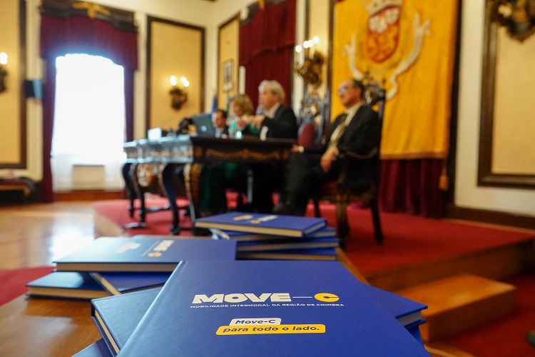 Rádio Regional do Centro: Prazo para carregar passe intermodal da Região de Coimbra estendido até 5 de Janeiro
