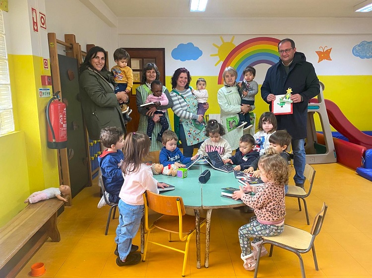 Rádio Regional do Centro: Pampilhosa da Serra assinala Natal junto das crianças