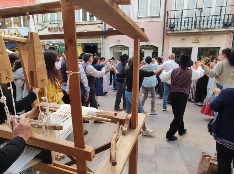 Rádio Regional do Centro: “Montra das Artes & Ofícios” regressa domingo à Baixa de Coimbra