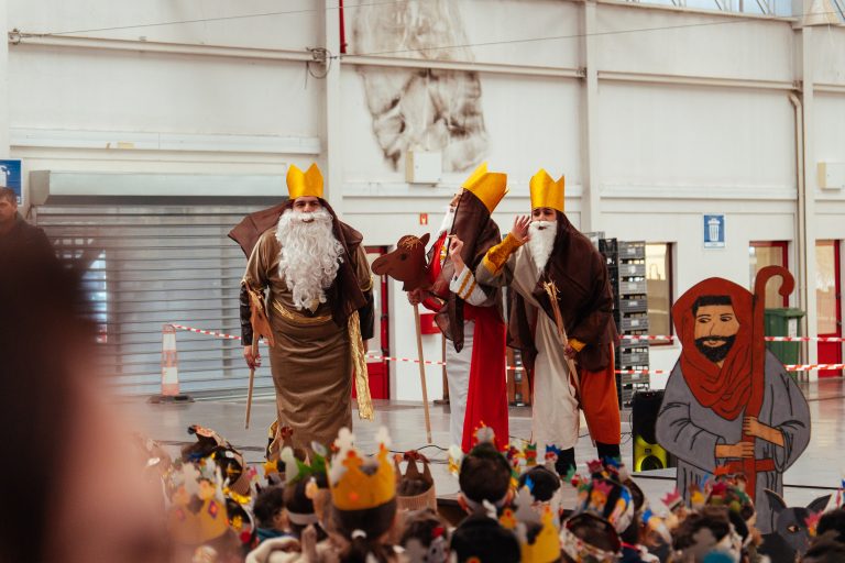 Rádio Regional do Centro: Dia de Reis celebrado com magia e tradição em Miranda do Corvo