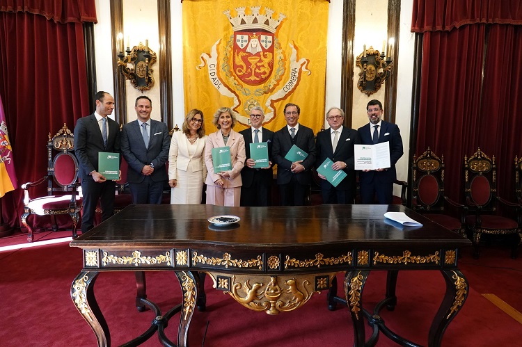 Rádio Regional do Centro: Coimbra vai ter ecossistema integrado de investigação, biotecnologia e produção farmacêutica