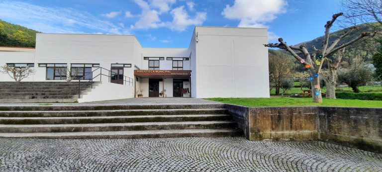 Rádio Regional do Centro: Góis lança Concurso de Ideias para criação do logótipo da Rede de Bibliotecas do Concelho