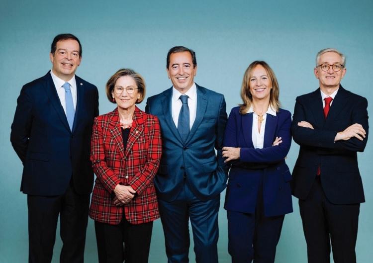 Rádio Regional do Centro: Grupo Bluepharma celebra 25 anos com novos projectos