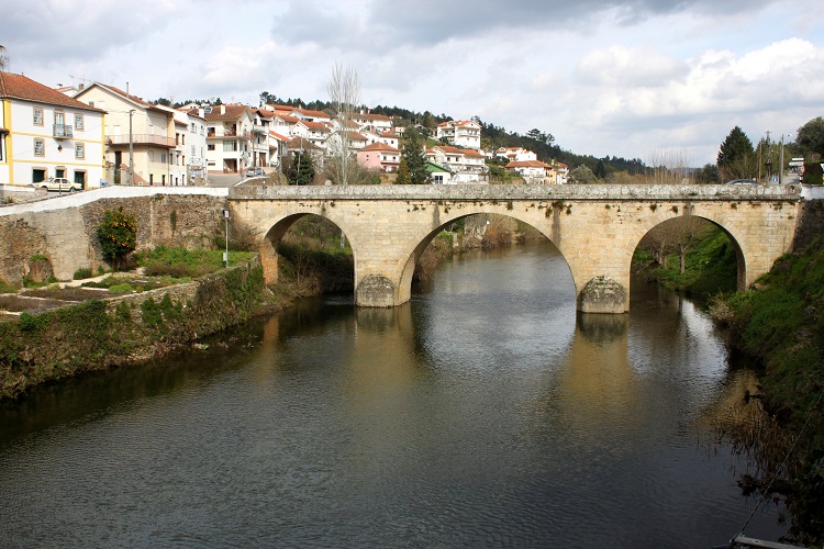 Rádio Regional do Centro: Côja, Vila Cova do Alva e Semide elevadas a vilas históricas