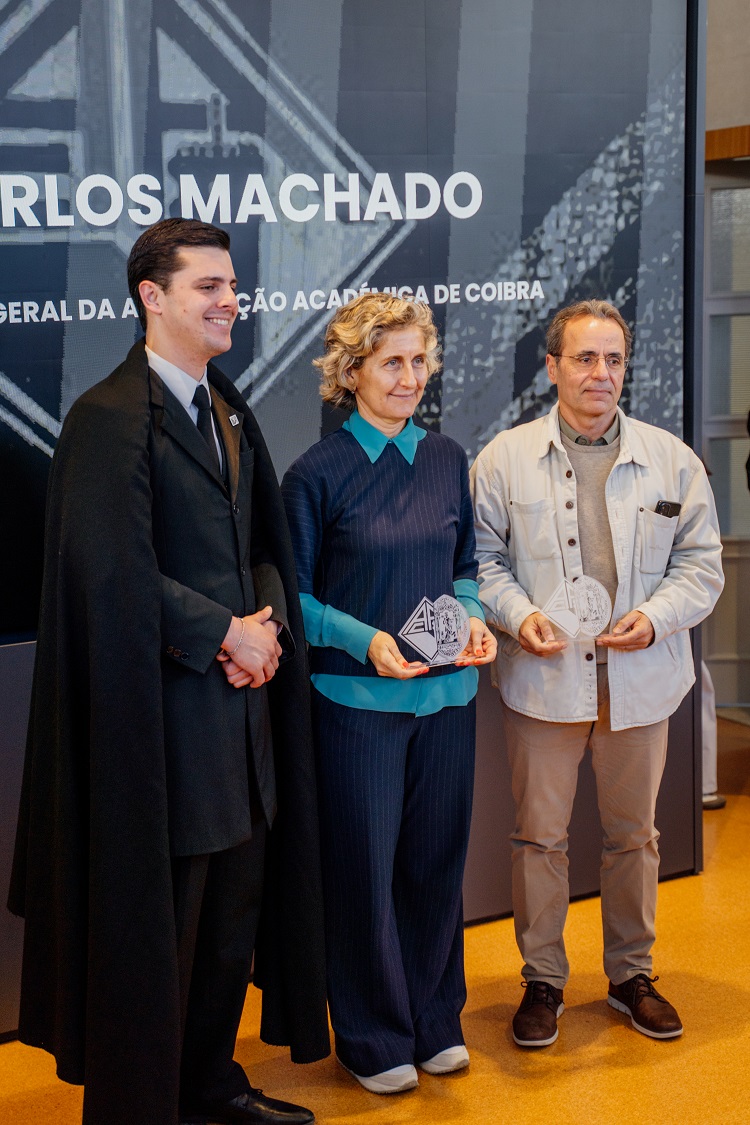 Rádio Regional do Centro: Estudantes de Coimbra criam rede para promover parcerias nacionais e estrangeiras