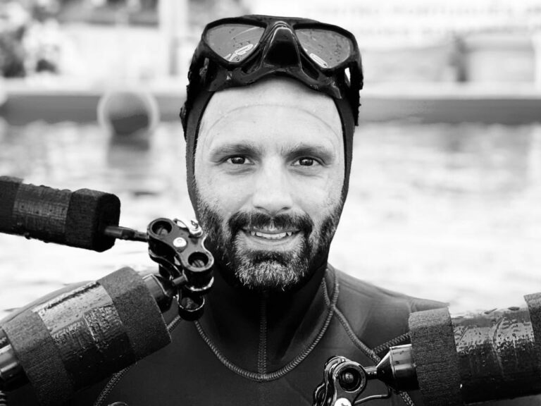 Rádio Regional do Centro: Conversa de Viajantes recebe tricampeão mundial de fotografia subaquática