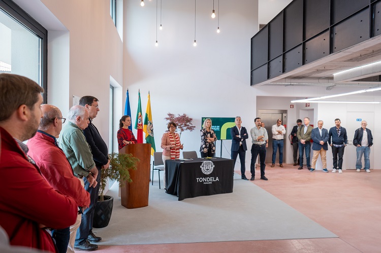 Rádio Regional do Centro: Tondela e Politécnico de Coimbra vão cooperar para potenciar desenvolvimento local
