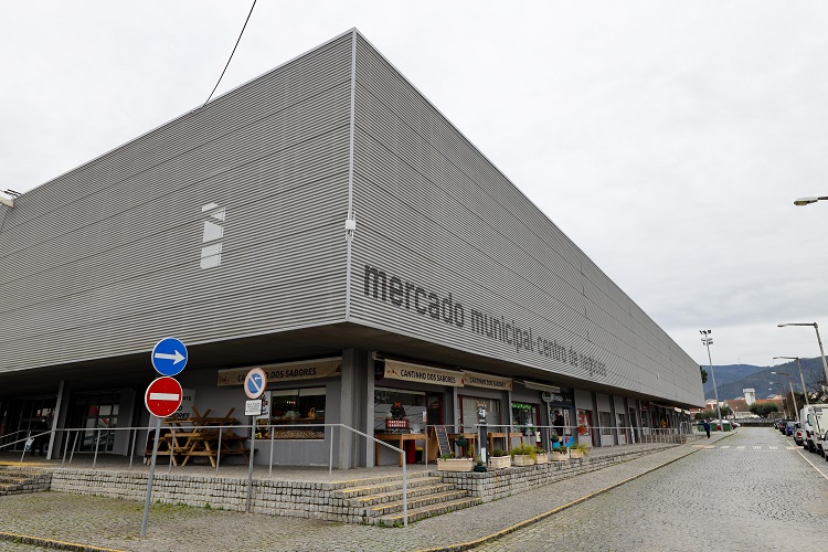 Rádio Regional do Centro: Miranda do Corvo dinamiza Mercado Municipal e Feira Semanal