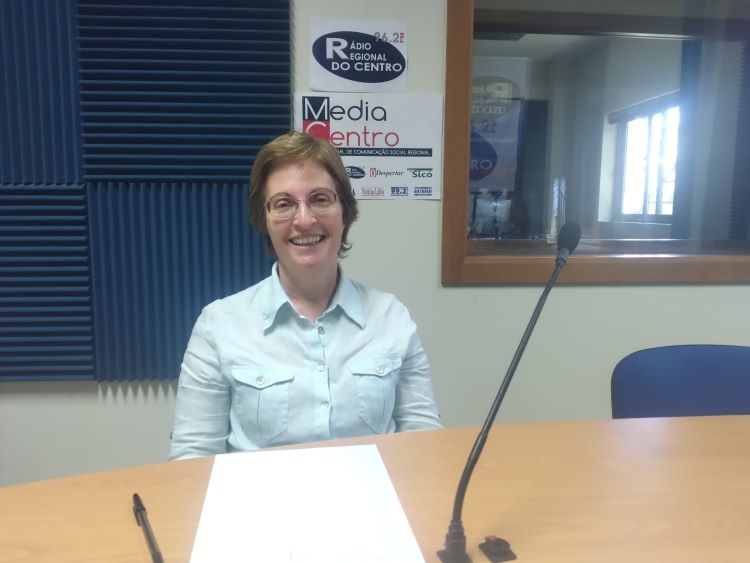 Rádio Regional do Centro: Helena Albuquerque recebe Medalha de Ouro da Cidade de Coimbra