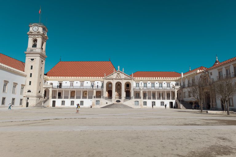 Rádio Regional do Centro: Universidade de Coimbra desenvolve aplicação para prevenir ‘burnout’ em médicos internos